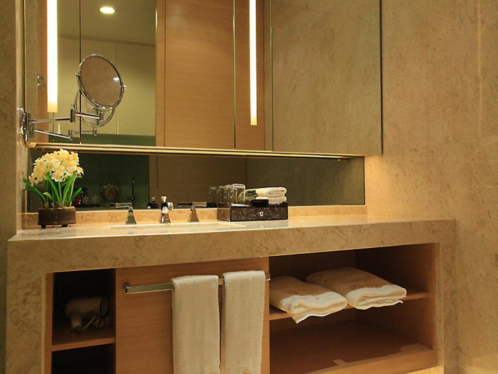 Heefun Apartment Gz -Poly World Trading Center-Walking Distance To Canton Fair Szoba fotó